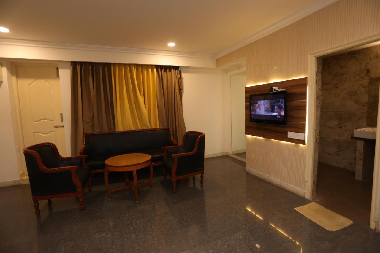 Dfront Golden Palace Namakkal Exterior photo